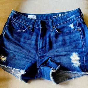Gap 1969 slim cut off jean shorts